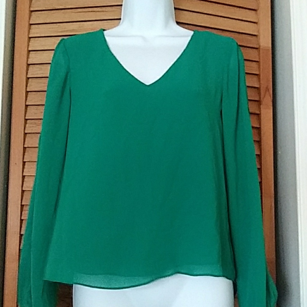 Ladies top.